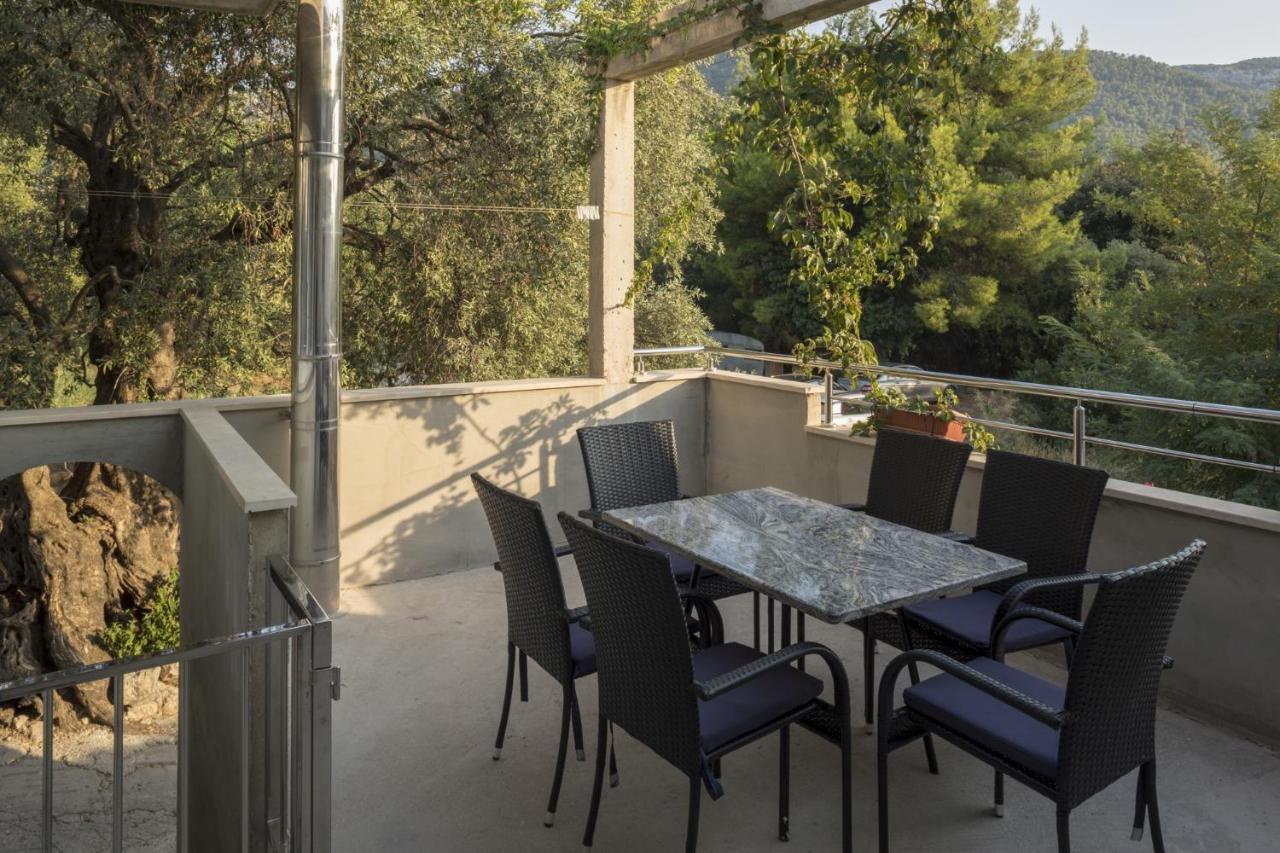 Apartments With A Parking Space Zuljana, Peljesac - 4573 المظهر الخارجي الصورة